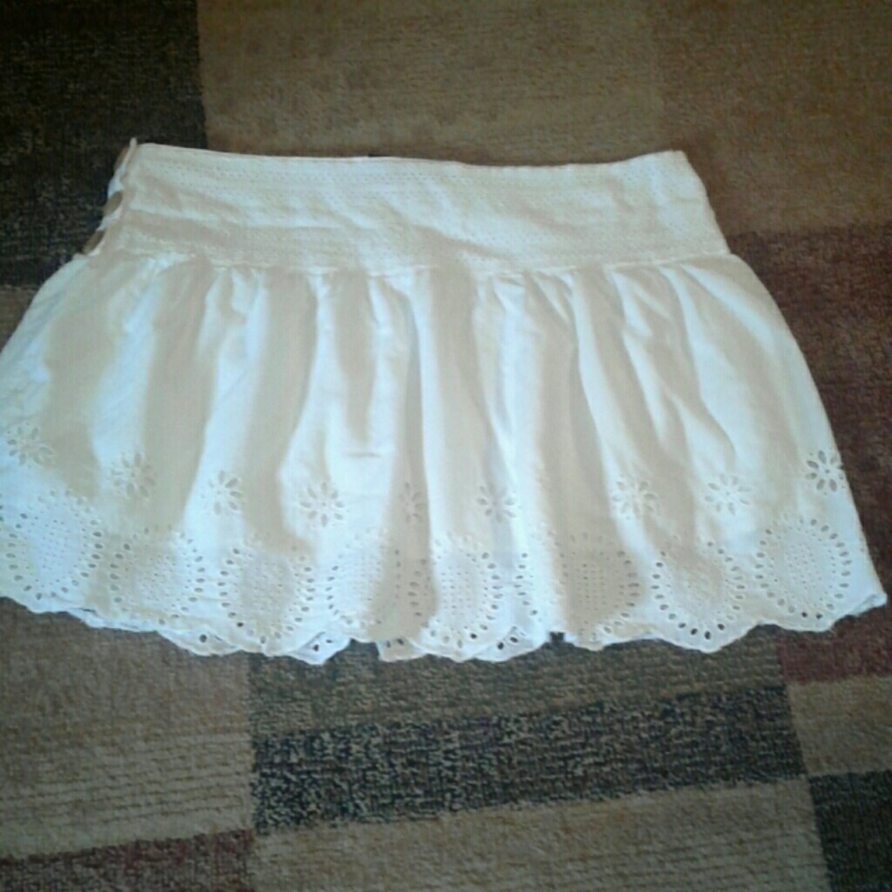 💕💕 3 for 15.00 Cute beachy summer skirt.